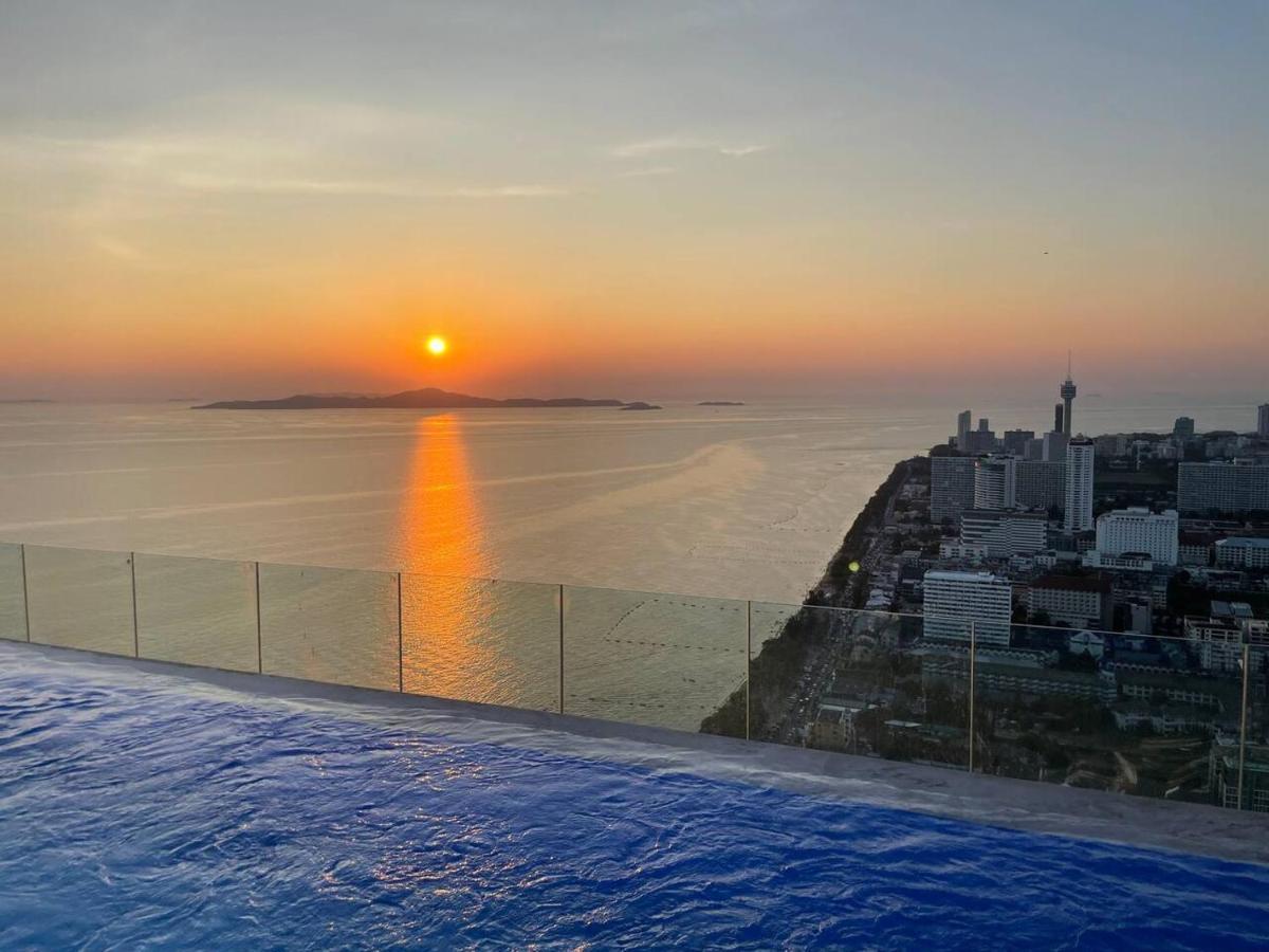 Copacabana Jomtien Condominium エクステリア 写真